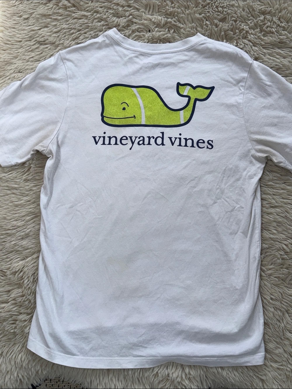 🎾🐳 Vineyard Vines White Tee with Tennis ball Whale Logo Large 16